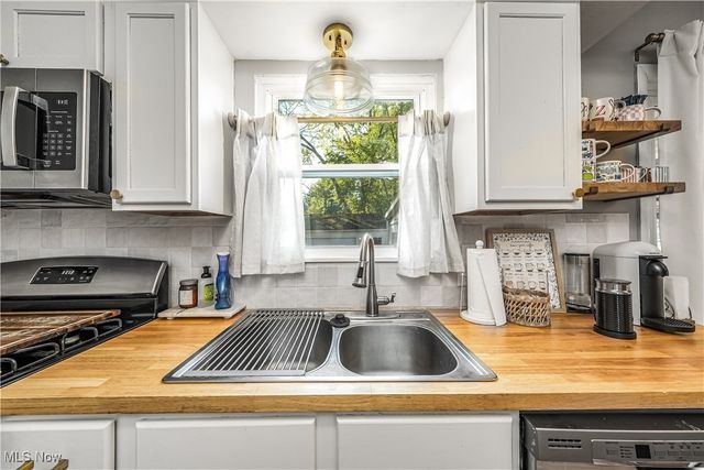 197 Lindsey Road, Munroe Falls, OH 44262