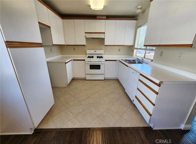 14947 Gagely C, La Mirada, CA 90638