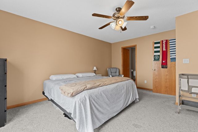 4451 Savannah Drive NW, Rochester, MN 55901