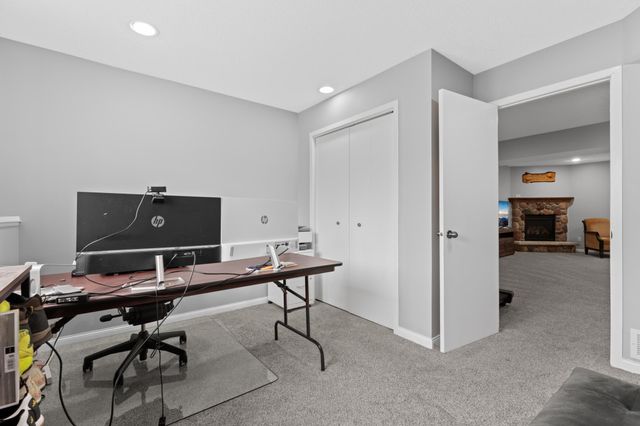 4451 Savannah Drive NW, Rochester, MN 55901