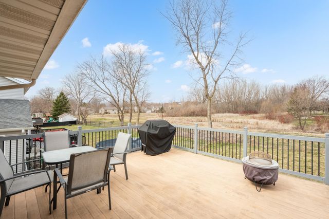 4451 Savannah Drive NW, Rochester, MN 55901