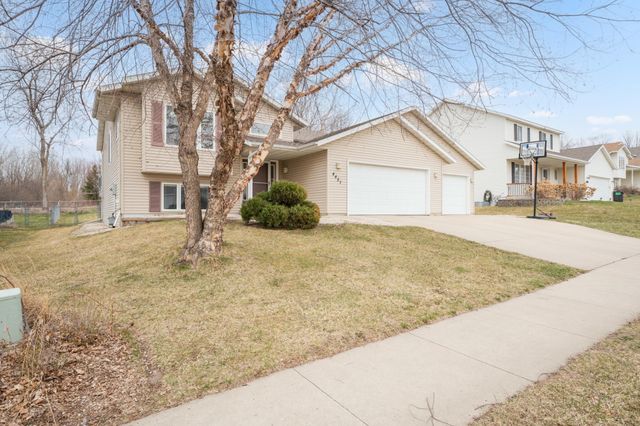 4451 Savannah Drive NW, Rochester, MN 55901