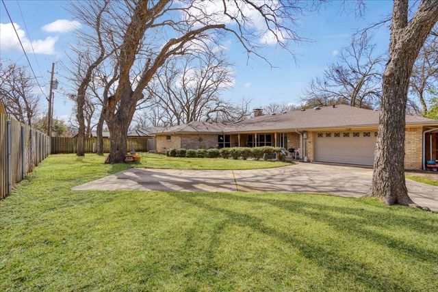 2529 Nantucket Drive, Sherman, TX 75092