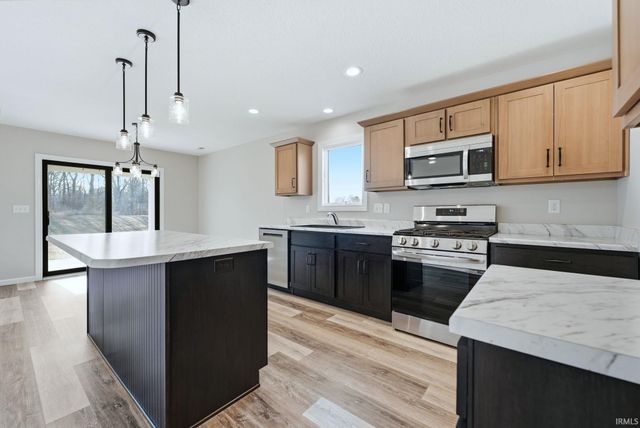 15508 Impala Drive, Huntertown, IN 46748