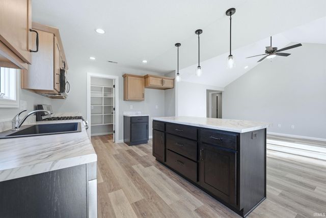 15508 Impala Drive, Huntertown, IN 46748