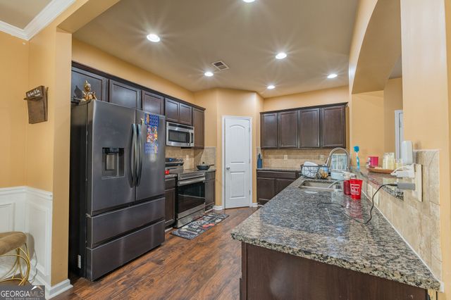 521 Sweet Ashley Way, Loganville, GA 30052