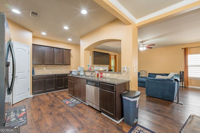 521 Sweet Ashley Way, Loganville, GA 30052