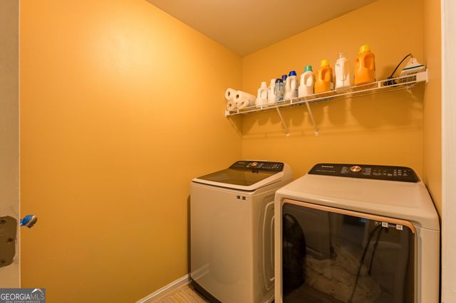 521 Sweet Ashley Way, Loganville, GA 30052