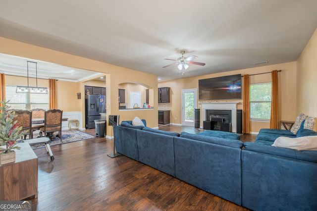 521 Sweet Ashley Way, Loganville, GA 30052