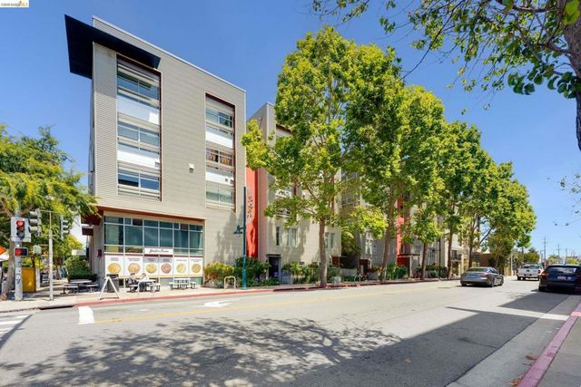 6466 Hollis St 334, Emeryville, CA 94608