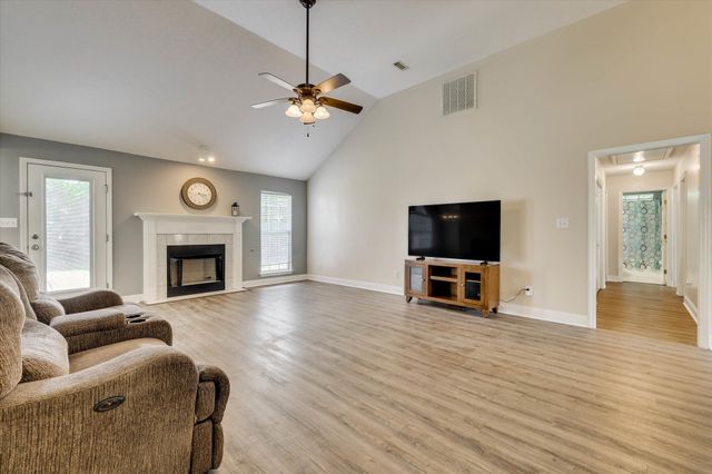 198 Eagle Lake Road, North Augusta, SC 29841