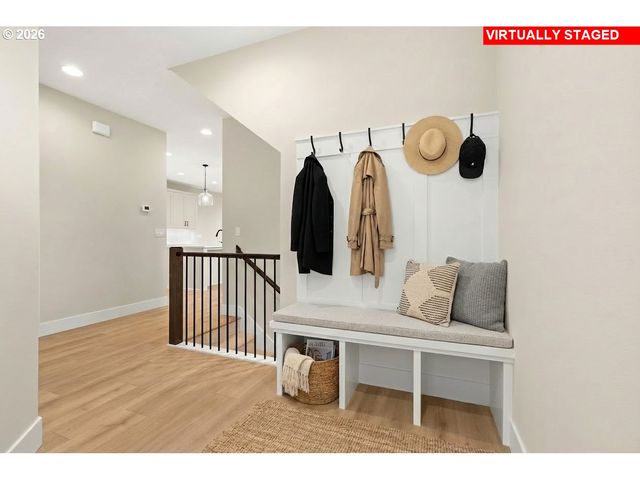 11486 Nw Elise Ln, Portland, OR 97229