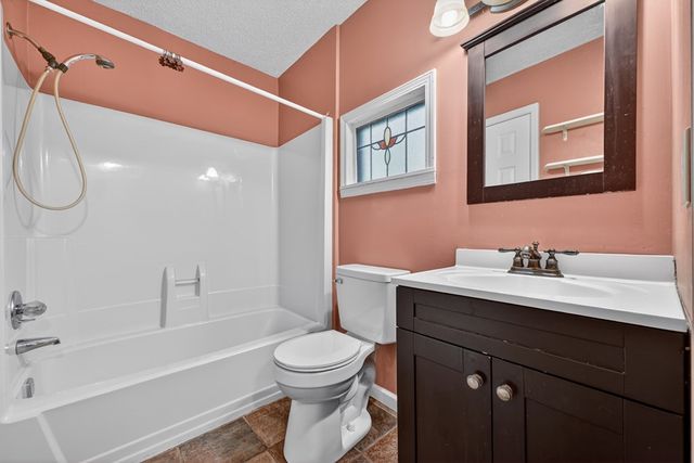 1076 Riverview Drive, Ellijay, GA 30540