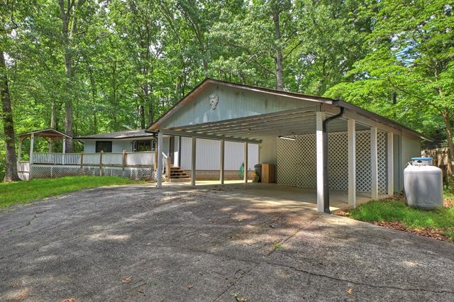 1076 Riverview Drive, Ellijay, GA 30540