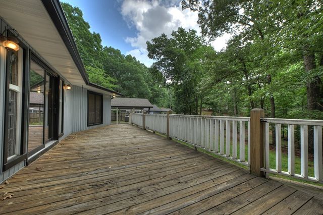 1076 Riverview Drive, Ellijay, GA 30540
