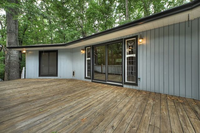 1076 Riverview Drive, Ellijay, GA 30540