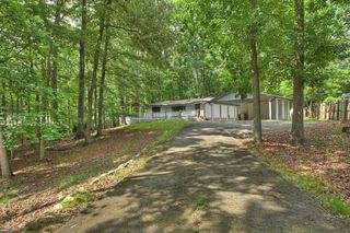 1076 Riverview Drive, Ellijay, GA 30540