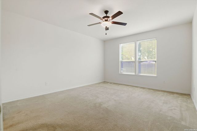 205 LONE FALLS DR, Universal City, TX 78148