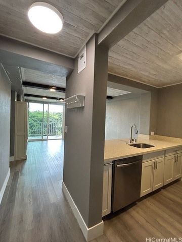 98-410 Koauka Loop 7-A, Aiea, HI 96701