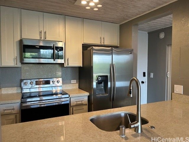 98-410 Koauka Loop 7-A, Aiea, HI 96701