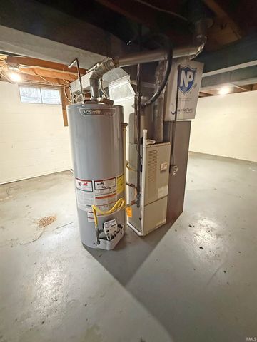 1758 S Alvord Boulevard, Evansville, IN 47714