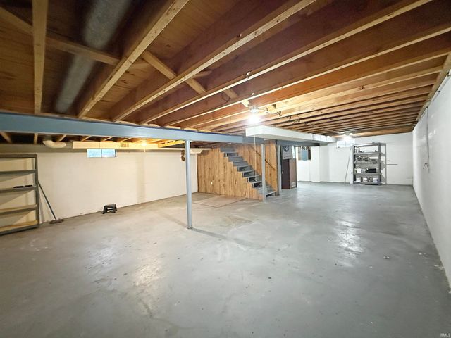 1758 S Alvord Boulevard, Evansville, IN 47714