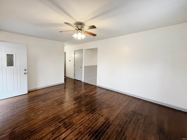 1758 S Alvord Boulevard, Evansville, IN 47714