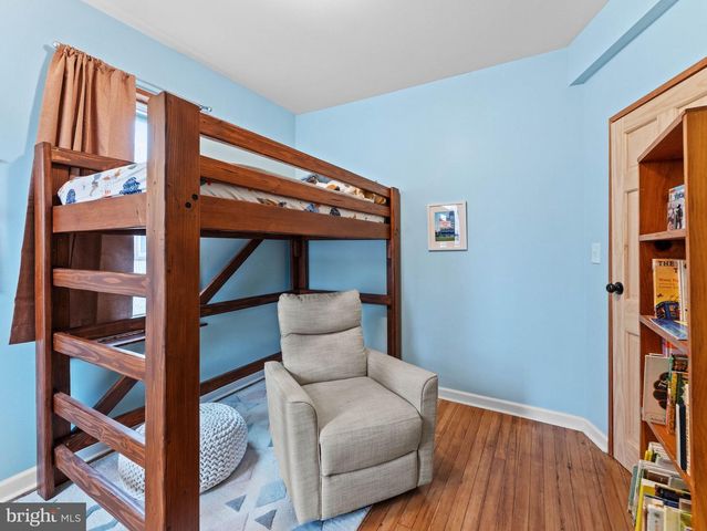 233 E SLOCUM ST, Philadelphia, PA 19119