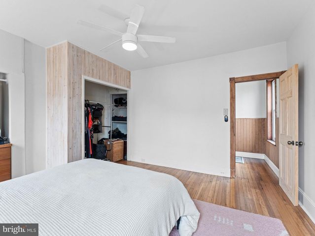 233 E SLOCUM ST, Philadelphia, PA 19119