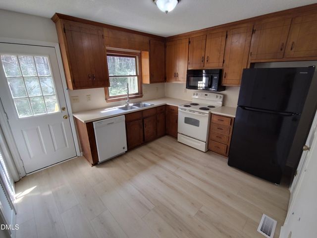 2211 Peppertree Street B, Durham, NC 27705