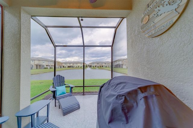 11437 CROWNED SPARROW LANE, Tampa, FL 33626