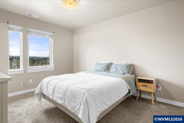 5912 Belknap Springs St SE, Salem, OR 97306