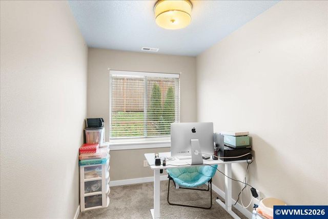 5912 Belknap Springs St SE, Salem, OR 97306