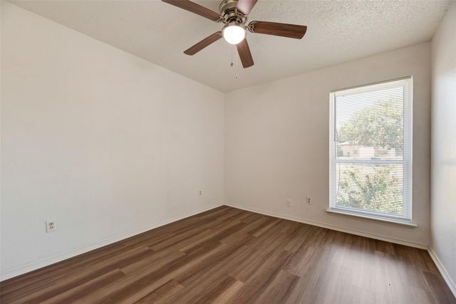 5126 Trail Dust Lane, Arlington, TX 76017