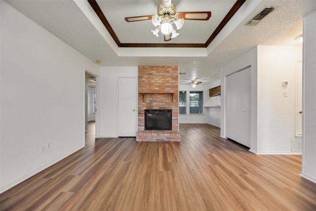 5126 Trail Dust Lane, Arlington, TX 76017