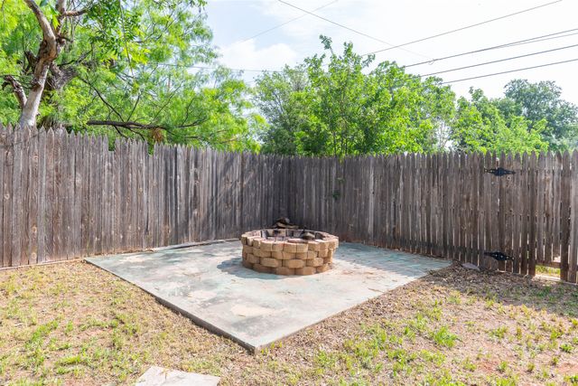 617 Briarwood Street, Abilene, TX 79603