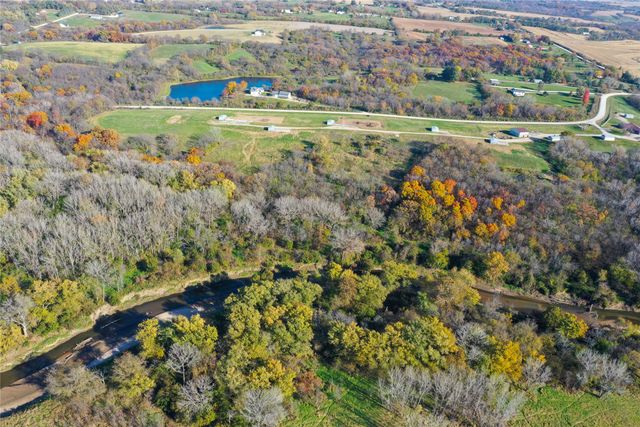 01 170th Avenue, Carlisle, IA 50047