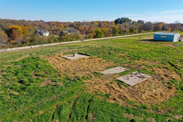 01 170th Avenue, Carlisle, IA 50047