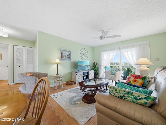 325 N Causeway Apt D304, New Smyrna Beach, FL 32169