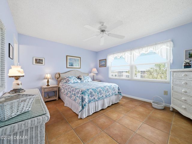 325 N Causeway Apt D304, New Smyrna Beach, FL 32169