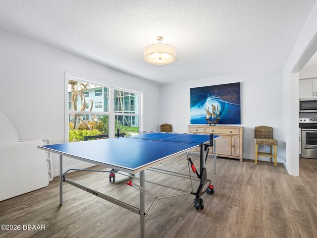 325 N Causeway Apt D304, New Smyrna Beach, FL 32169