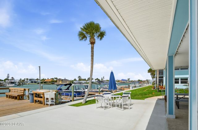 325 N Causeway Apt D304, New Smyrna Beach, FL 32169