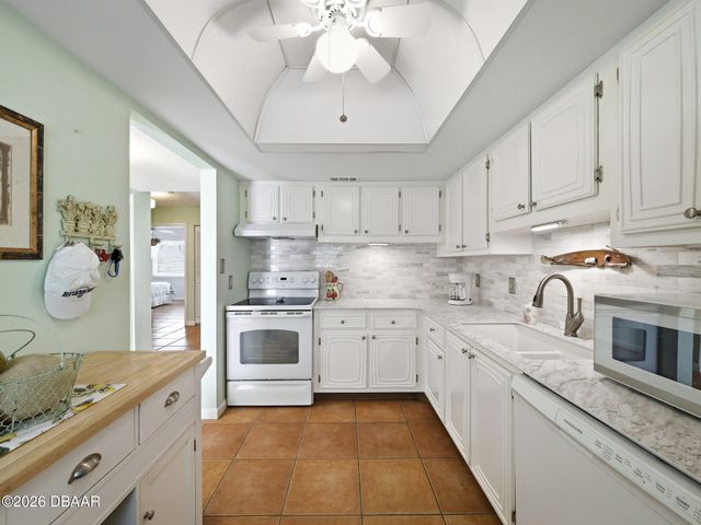 325 N Causeway Apt D304, New Smyrna Beach, FL 32169