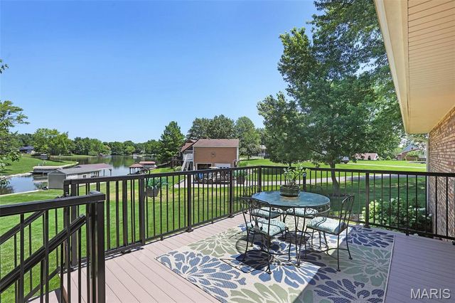 685 Monaco Drive, Edwardsville, IL 62025
