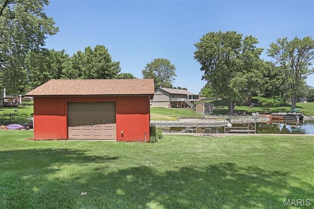 685 Monaco Drive, Edwardsville, IL 62025