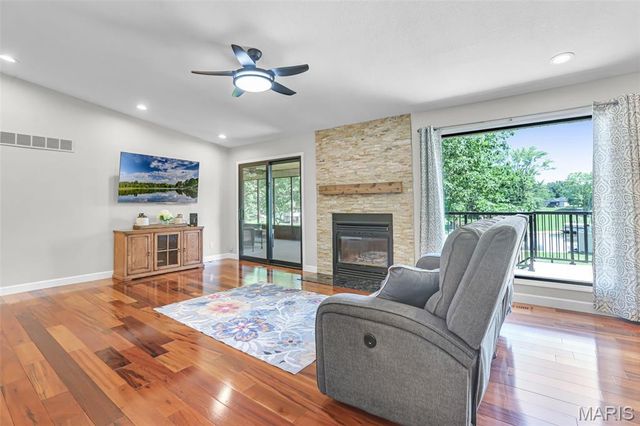 685 Monaco Drive, Edwardsville, IL 62025