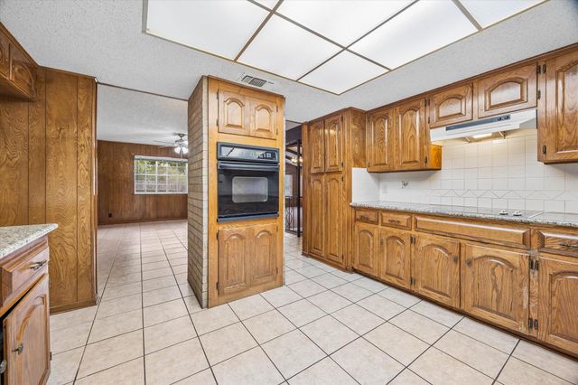 3910 McNeil DR, Austin, TX 78727