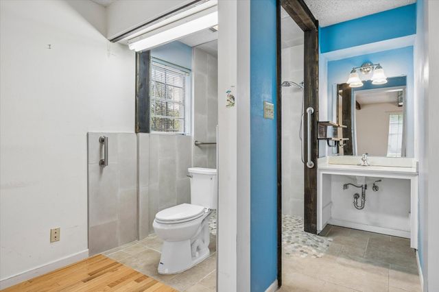 3910 McNeil DR, Austin, TX 78727