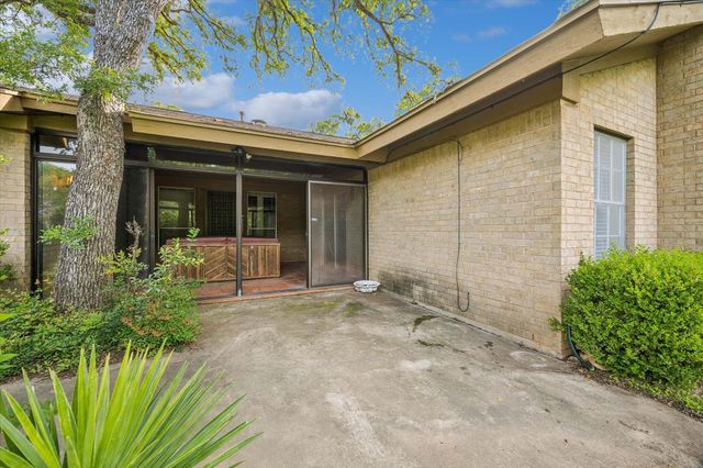 3910 McNeil DR, Austin, TX 78727