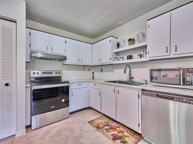 5197 Minto Road, Boynton Beach, FL 33472